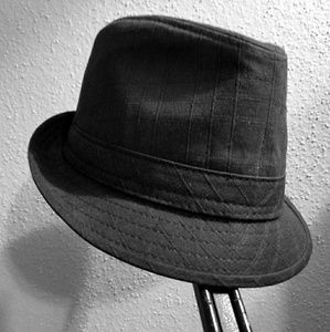 Men's L/XL Black Fedora/Tilby Hat